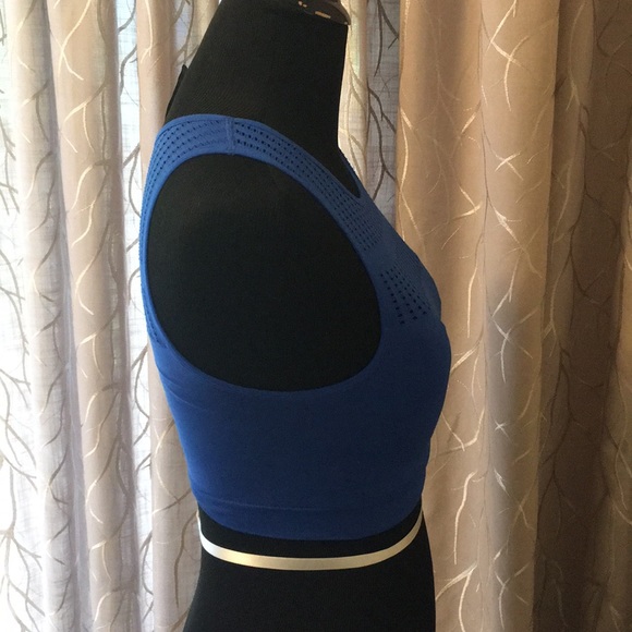 🌸NWT Julianne Hough Performance Top🌸 - Picture 2 of 7